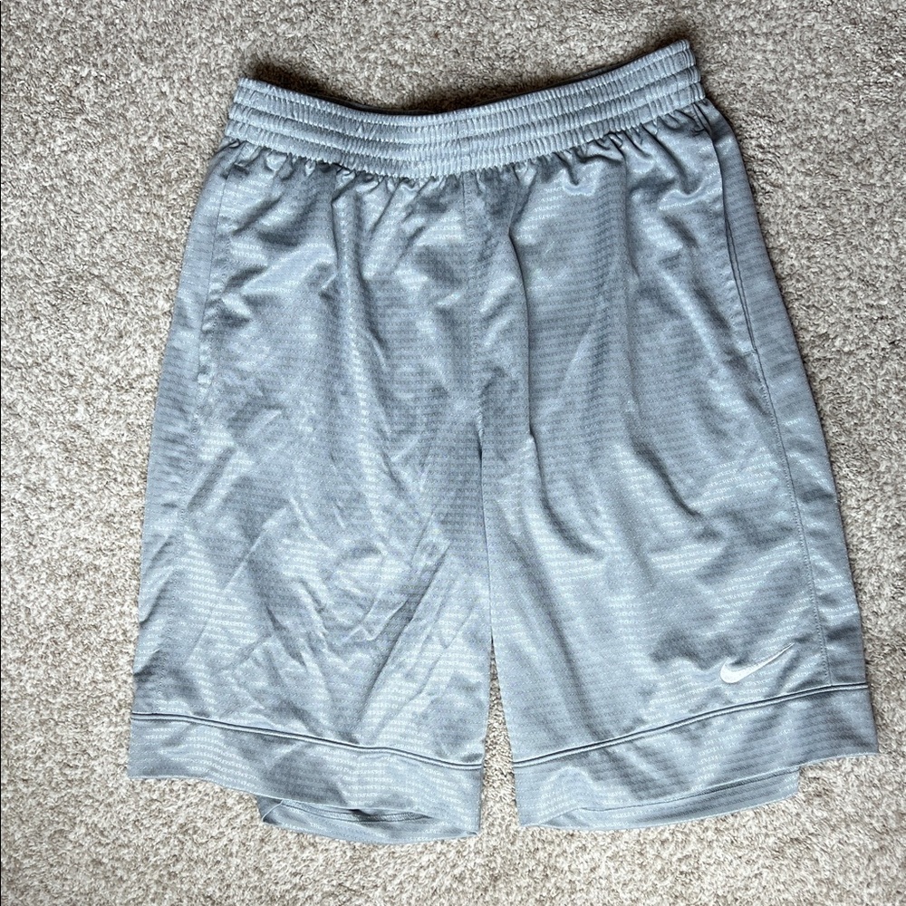 Nike Men's Light Gray Athletic Shorts